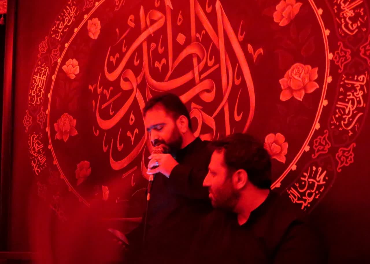 Shiite Muslims mourning for Imam Hussain on the day of Ashura