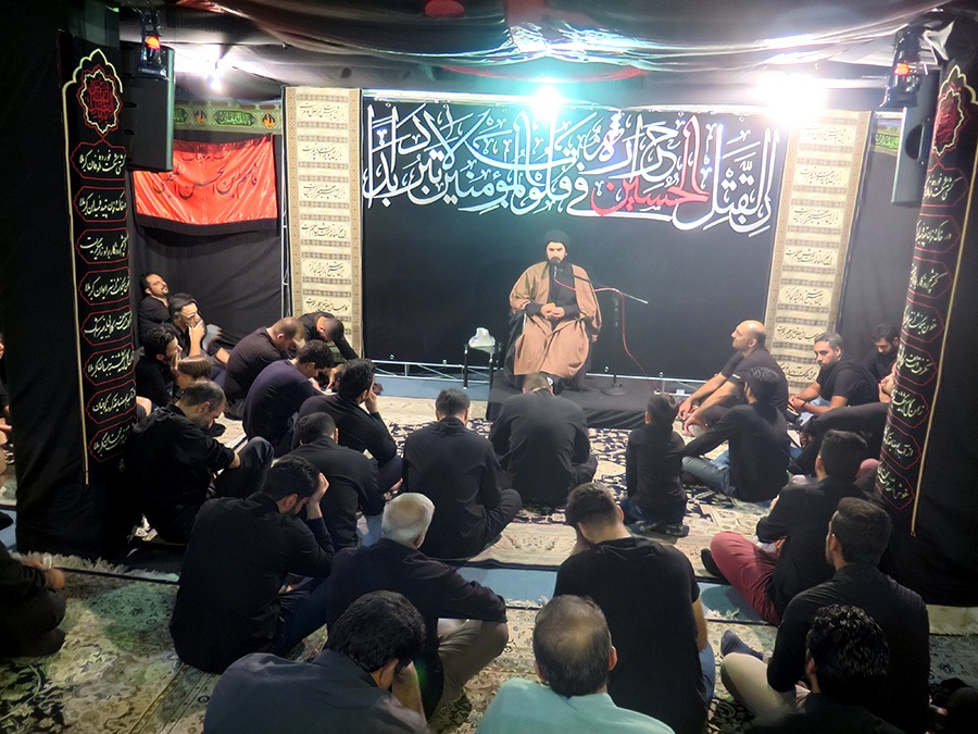 Shi Muslims take part in Ashura mourning rituals in Tehran