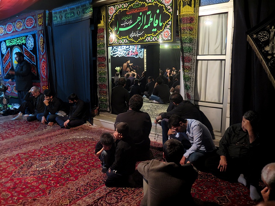 Shia Muslims mourned on the day of Ashura and perform their rituals in the houses of Iran.