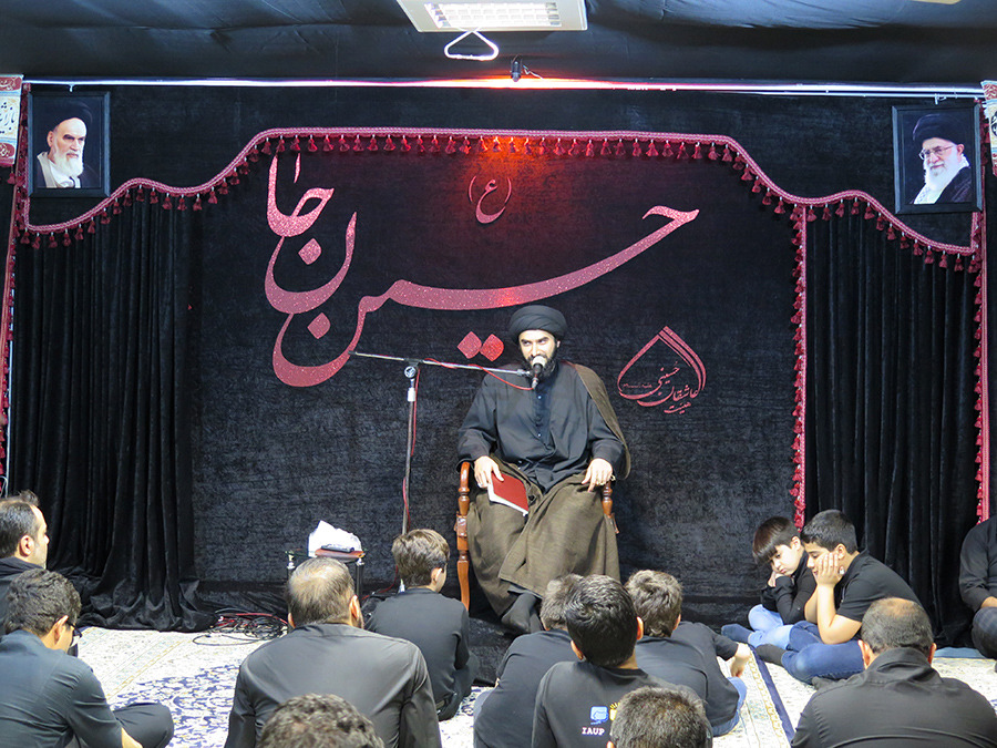 Shia Muslims mourned on the day of Ashura and perform their rituals in the houses of Iran.