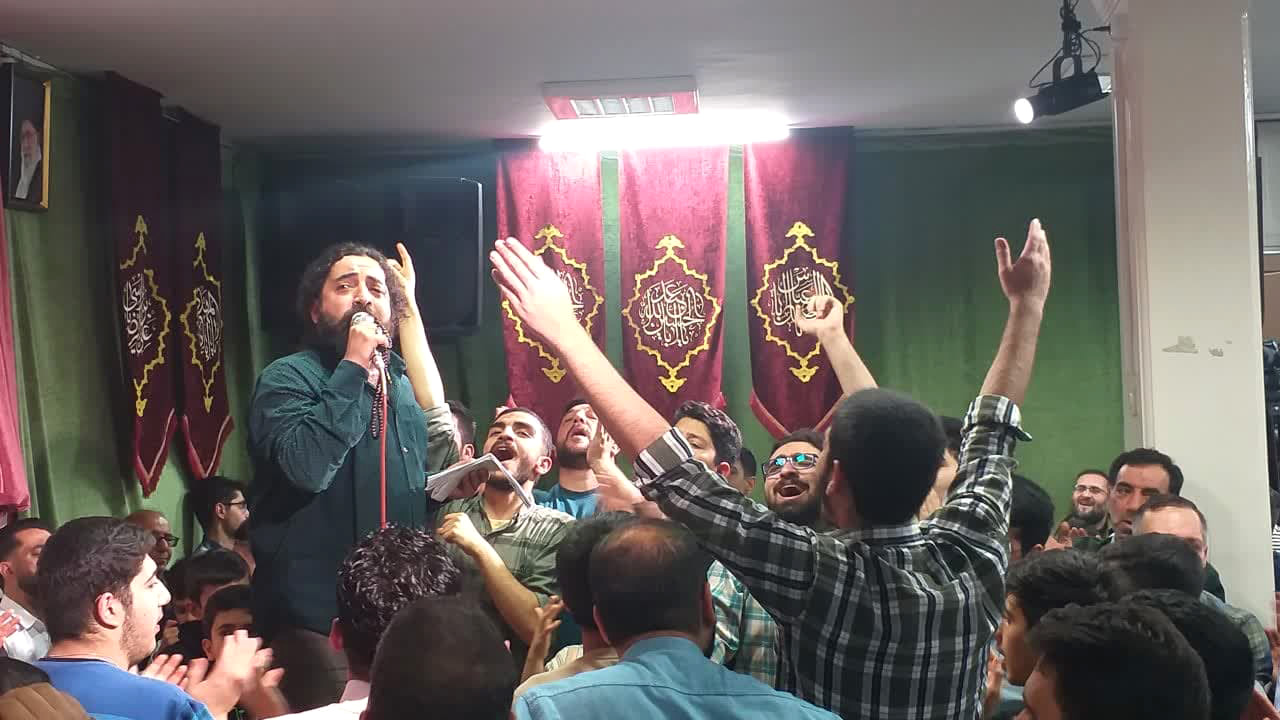 گزارش تصویری جشن میلاد با سعادت حضرت اباعبدالله الحسین علیه السلام در حسینیه هیئت عاشقان حسینی علیه السلام