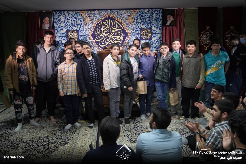 گزارش تصویری جشن میلاد حضرت جوادالائمه و حضرت علی اصغر علیهم السلام و بزرگداشت روز پسر در حسینیه هیئت عاشقان حسینی علیه السلام