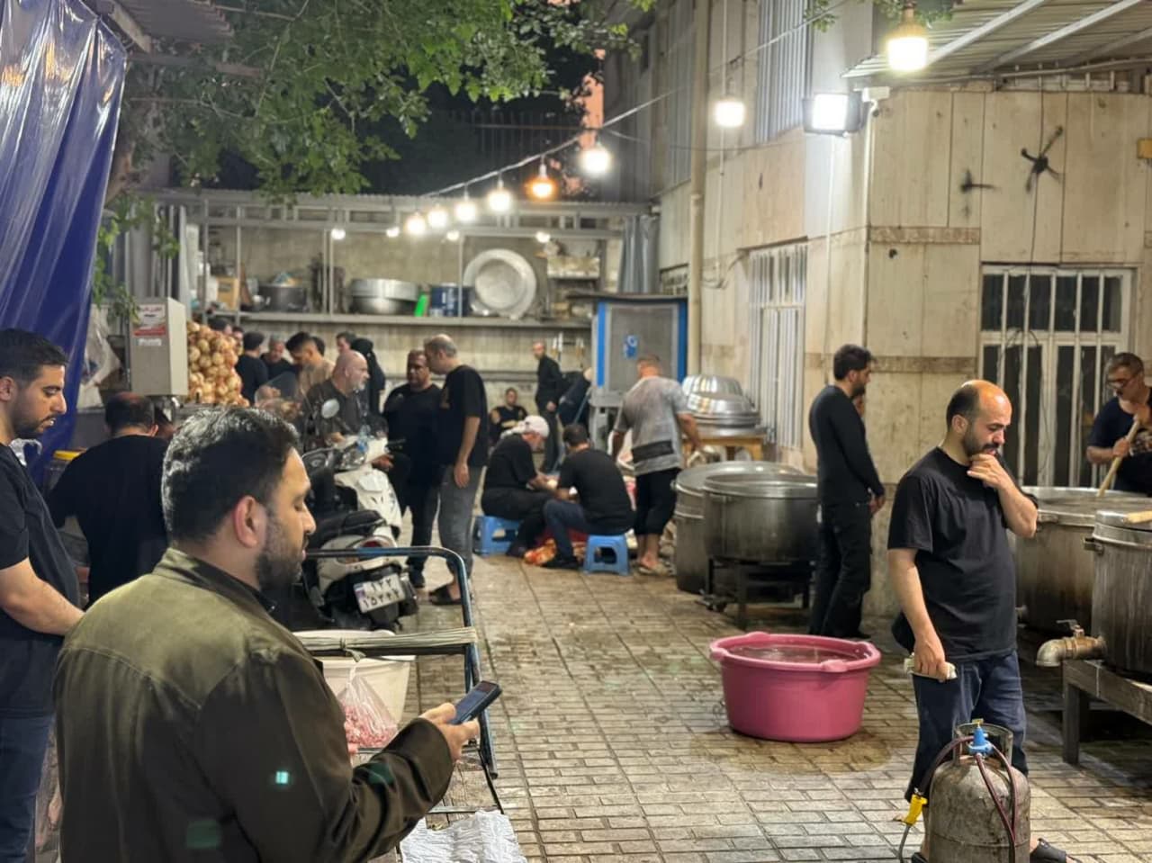 Cook Food Bank in Ashura
